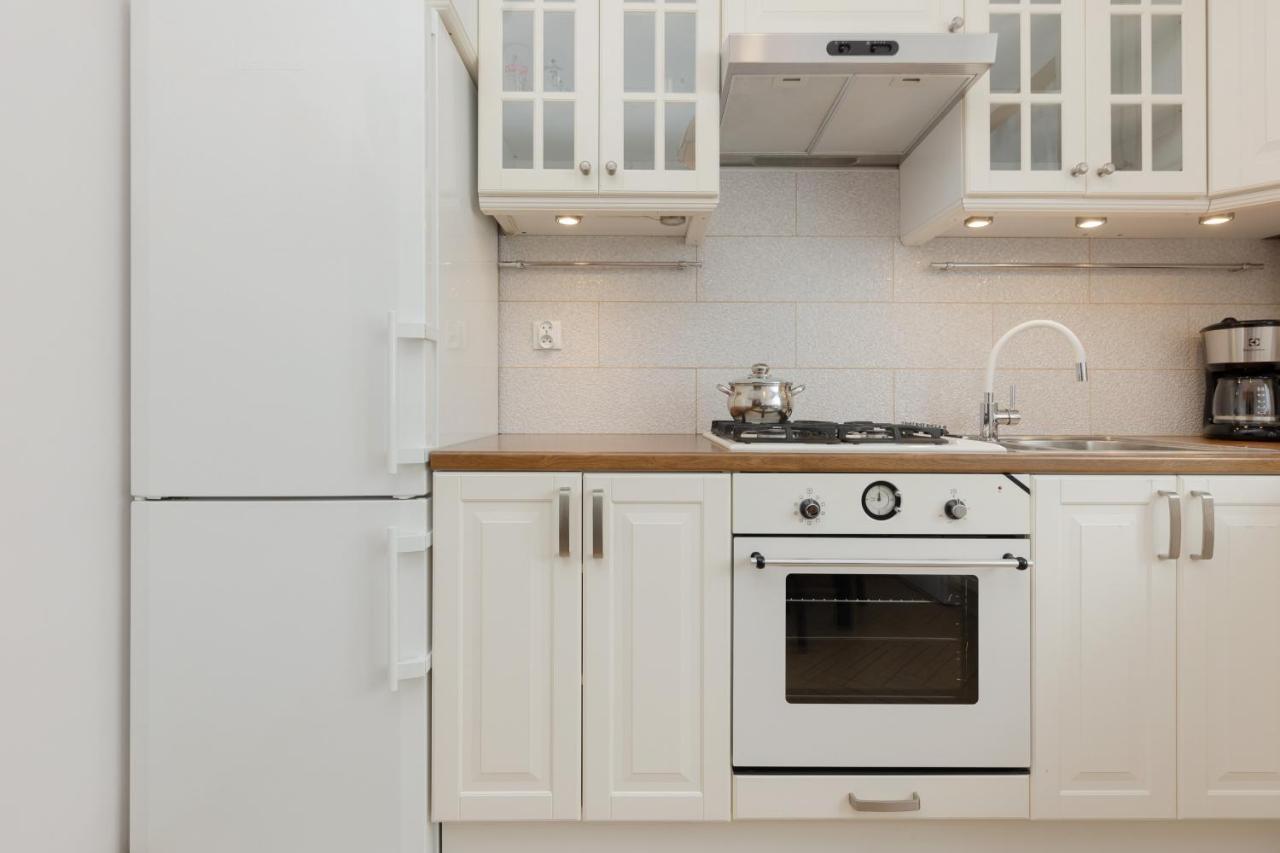 Metro Raclawicka Cozy Studio Apartment By Noclegi Renters Варшава Екстер'єр фото